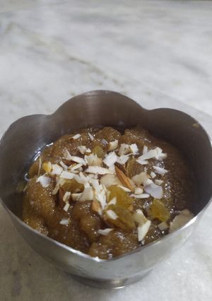 રાજગરા નો શીરો (Rajgira Sheera Recipe In Gujarati) રેસીપી મુખ્ય ફોટો