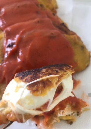 Una foto de Empanadas de plátano macho