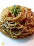 Tagliolini alla liquirizia con colatura di alici e lime