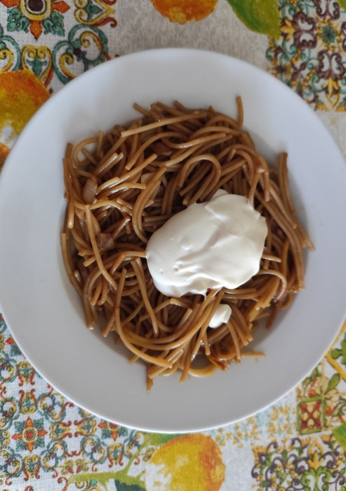 Una foto de Fideos tostados
