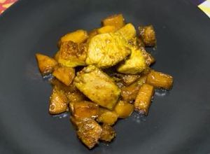 Una foto de Pollo y calabaza al curry