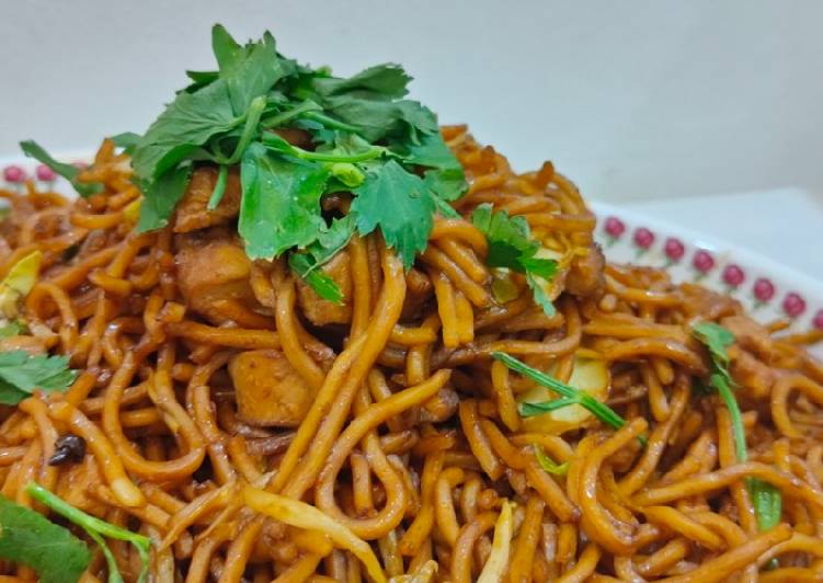 Cara Memasak Syuairiah Maqliah (Mee Goreng) yang Lezat