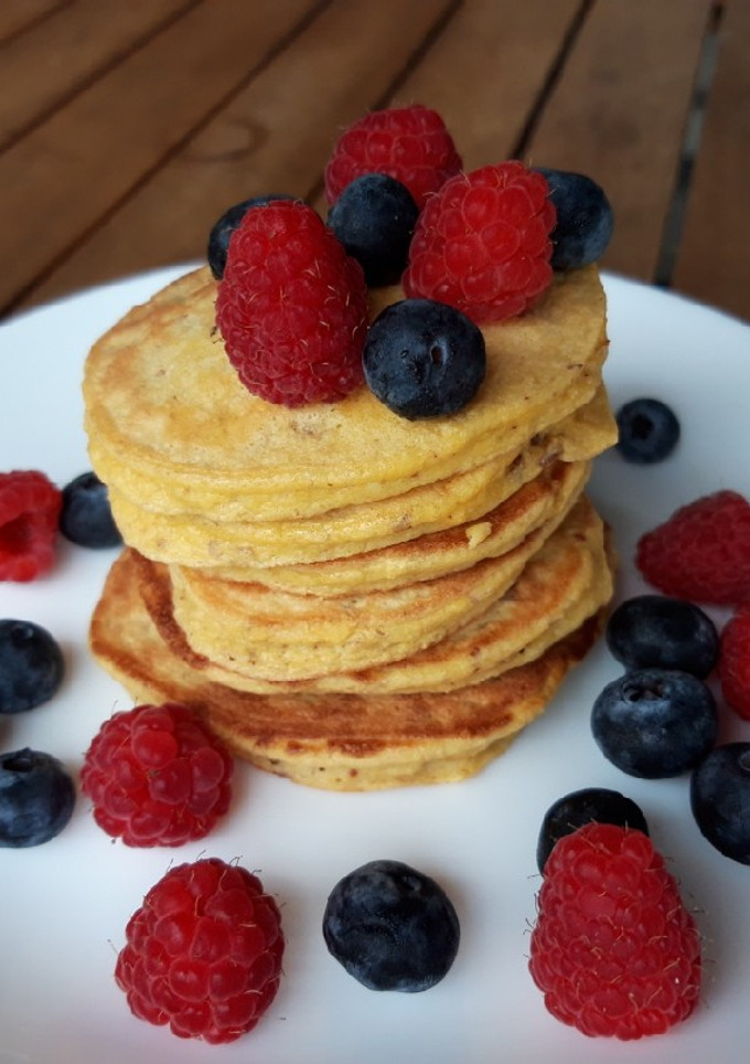 Una foto de Tortitas de almendra y queso crema