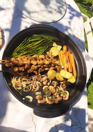 Una foto de Parrillada de verduras y pinchitos