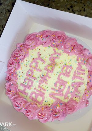 A picture of Vanilla cake.