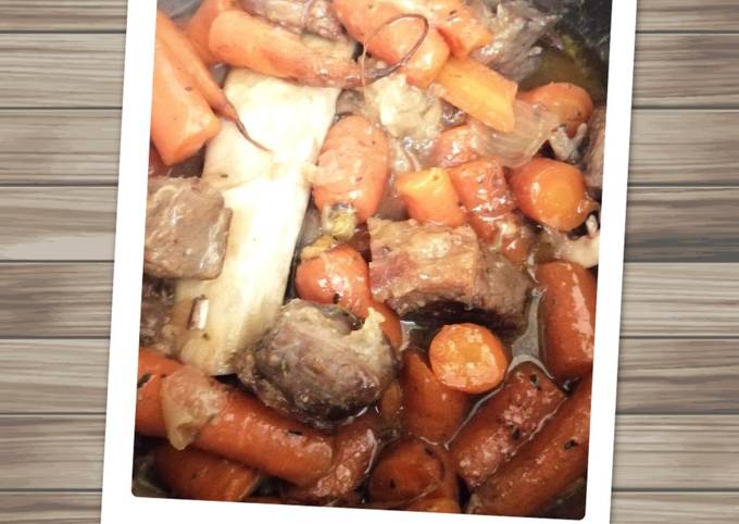 Bœuf braisé aux carottes et champignons