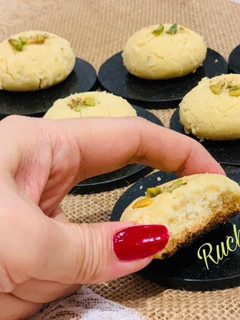 A picture of Naan Khatai Cookies.