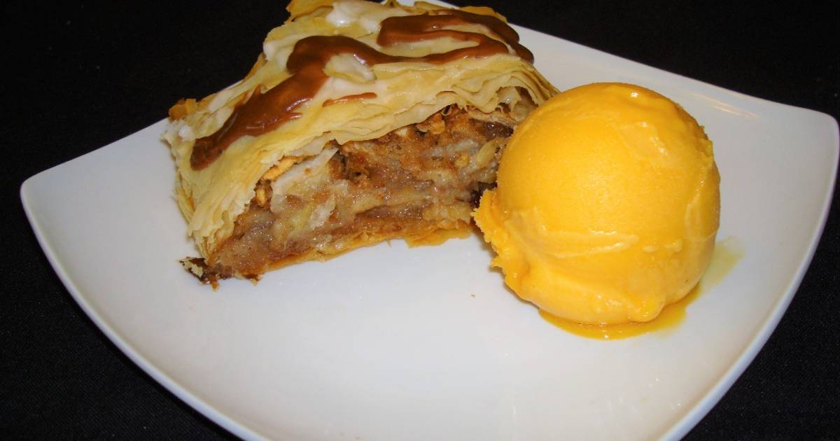 Apple strudel with phyllo crust Recipe by Jon Michelena - Cookpad