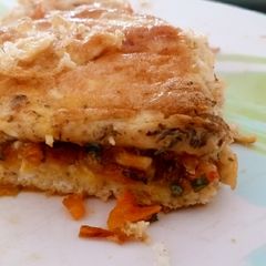 A picture of Carrot and radish Omellette.