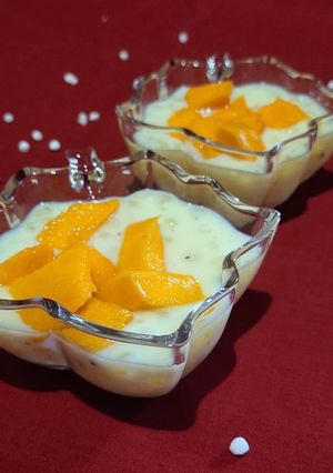 મેંગો સાબુદાણા કસ્ટર્ડ(mango sabudana custrd in Gujarati) રેસીપી મુખ્ય ફોટો