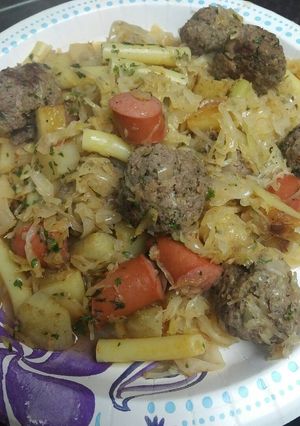 A picture of Hotdog, Meatballs, and Sauerkraut.