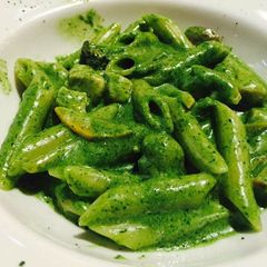 A picture of Green pasta.