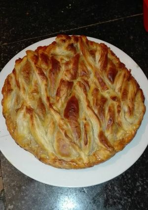 Foto principal de Empanada de chorizo casero y salchichón casero en la olla GM g