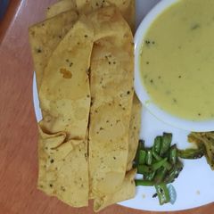 A picture of Gujarati Fafda.