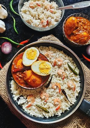নারকোল দুধের চিংড়ি পোলাও,ডিম কষা (narkel dudher chingri polau and dim kosha recipe in Bengali) রেসিপির প্রধান ছবি