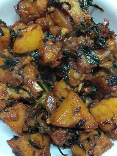 A picture of Aloo methi.