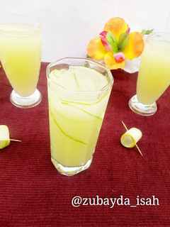 A picture of Cucumber Lemonade.