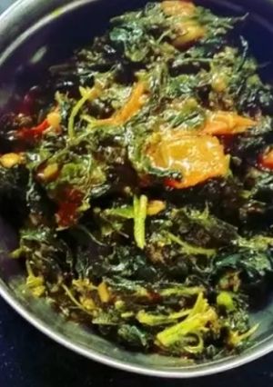 आलू पालक भाजी (Aloo palak bhaji recipe in hindi) रेसिपी मुख्य फोटो