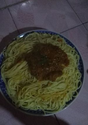 صورة لوصفة سباغيتي بصوص الطماطم