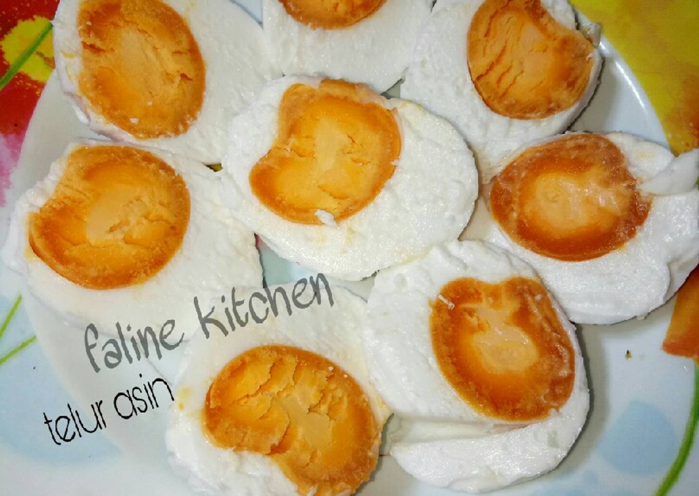 Telur asin rempah