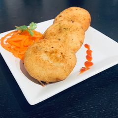 A picture of Rava Aloo kachori.