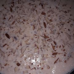 A picture of Sweet dish with bread crumb.