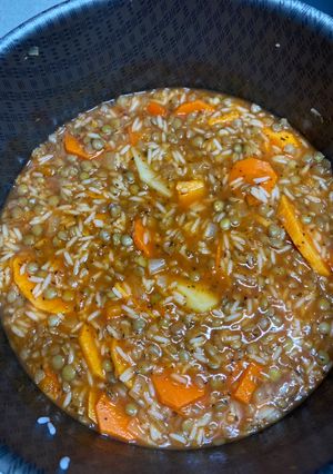 Una foto de Guiso de lentejas y arroz