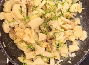 Hình của món Măng tươi xào tỏi.