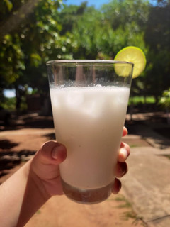 Una foto de Limonada de coco 🥥 🍋