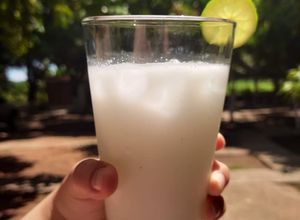 Una foto de Limonada de coco 🥥 🍋