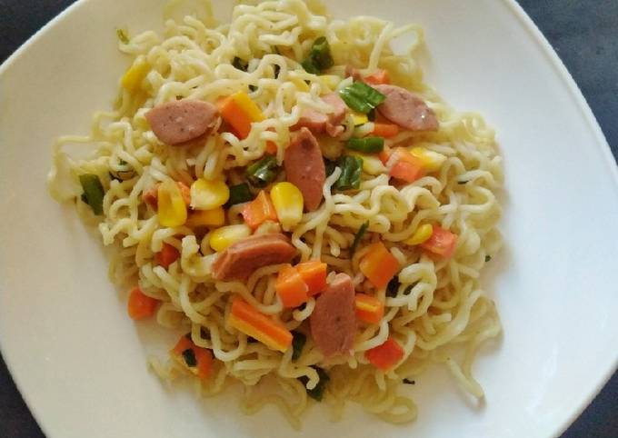 Langkah Mudah untuk Membuat Mie Goreng Sayuran (Bumbu Mahmudah), Enak