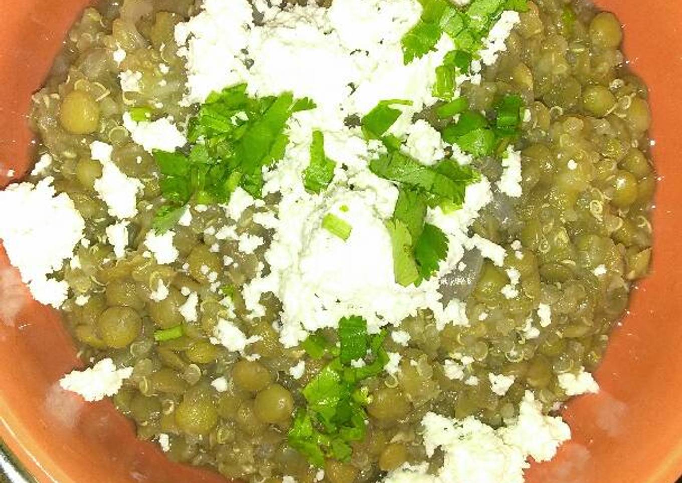 Sopa de quinoa y lentejas