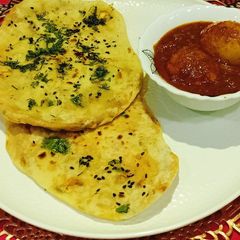 A picture of Amritsari Aloo Kulcha.