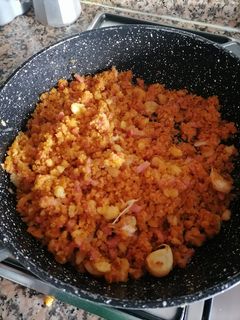 Una foto de Migas con chorizo y bacon