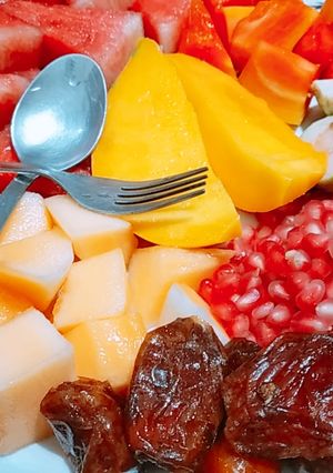 फ्रूट्स सलाद (Fruits Salad recipe in Hindi) रेसिपी मुख्य फोटो