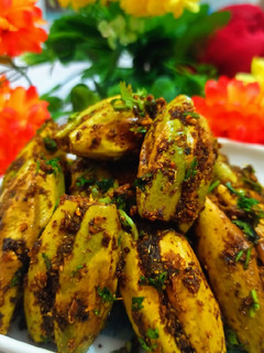 भरवां परवल (bharwa parwal recipe in Hindi) रेसिपी मुख्य फोटो