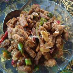 A picture of Orek tempe asam manis.
