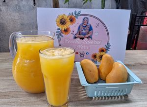 Una foto de Agua de mango natural