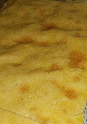 Una foto de Torta de fiambre hojaldrada