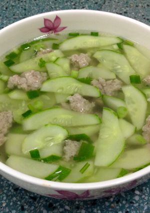 Hình của món Canh dưa leo.
