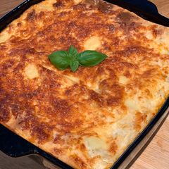 A picture of Pork & Fennel Lasagne.