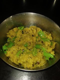 લોટ વાળા મરચા (Lot vala Marcha recipe in Gujarati) રેસીપી મુખ્ય ફોટો