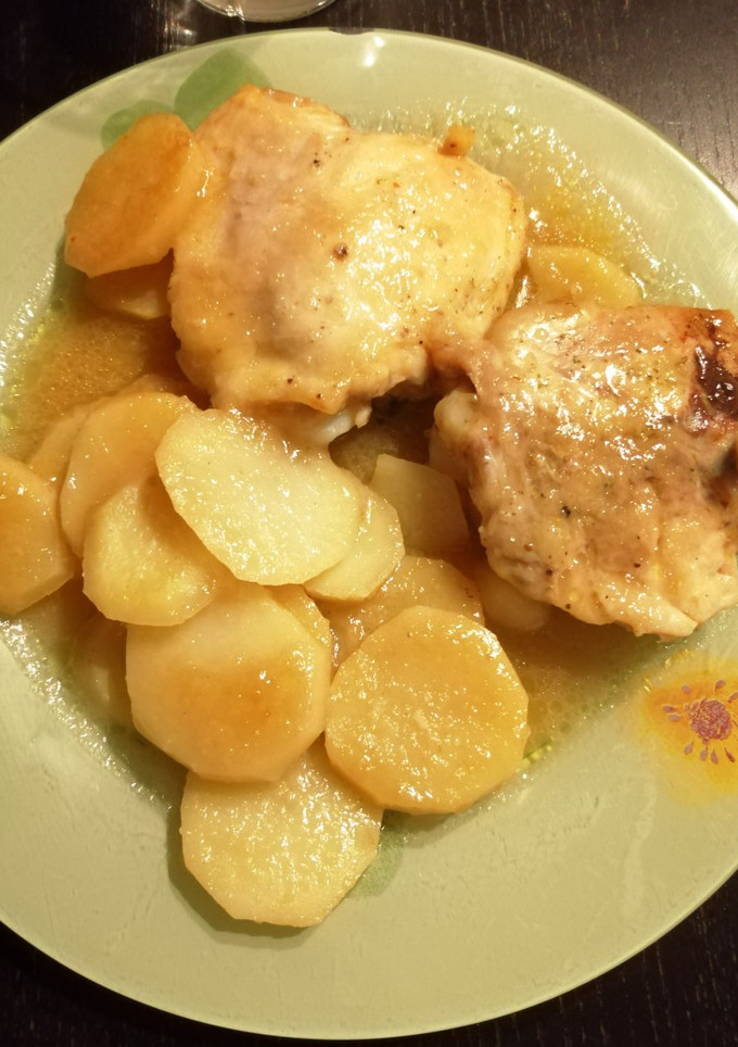Una foto de Contramuslos en salsa de miel al horno