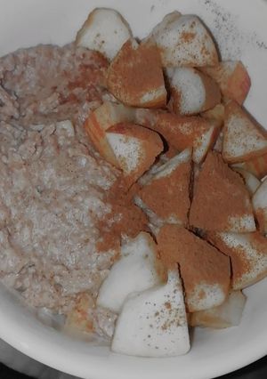 Una foto de Avena con manzana y canela 🍏