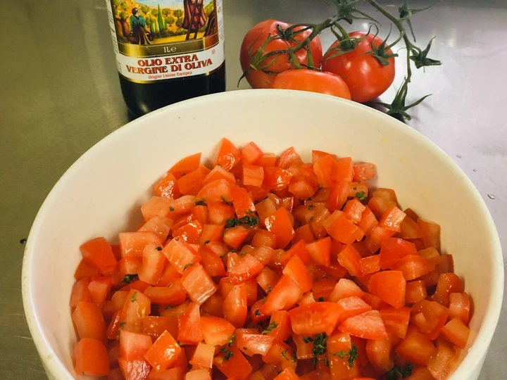 Langkah Gampang Membuat Resep  Salad Tomat Simple yang Menggugah Selera, Lezat Sekali