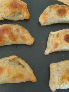 Una foto de Enpanaditas de jurel al horno