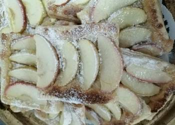 Easiest Way to Prepare Appetizing Puff pastry Apple pie