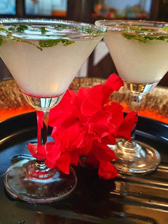 वर्जिन मोहीतो मॉकटेल (virgin mojito mocktail recipe in Hindi) रेसिपी मुख्य फोटो