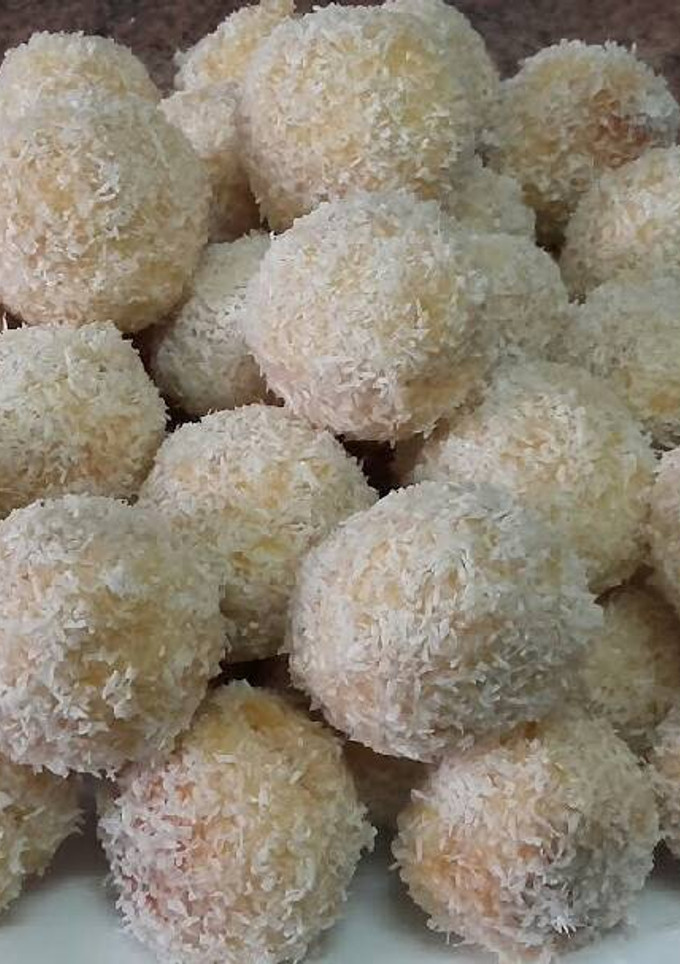 Una foto de Galletas de coco y mermelada