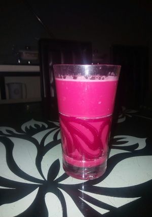 A picture of Beetroot and carrot drink.